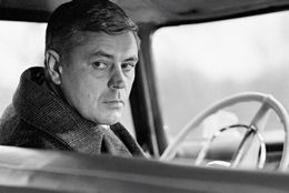 Д. Банионис в фильме &laquo;Мёртвый сезон&raquo; (СССР, 1968 г.)